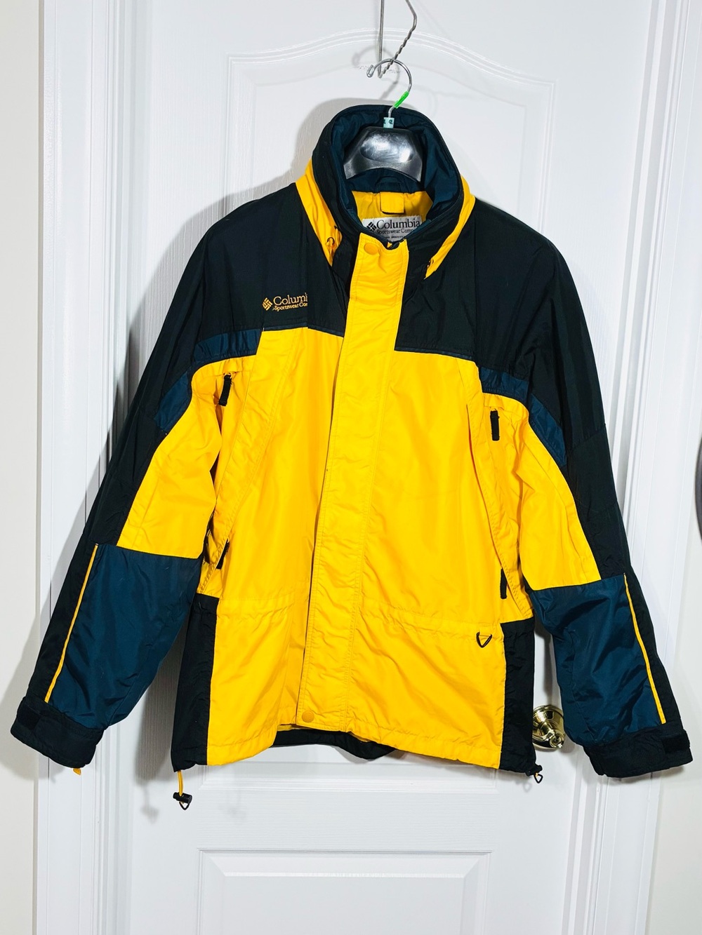 Vintage Columbia Sportswear Fire Ridge Colorblock Jacket Yellow Navy Men’s Large